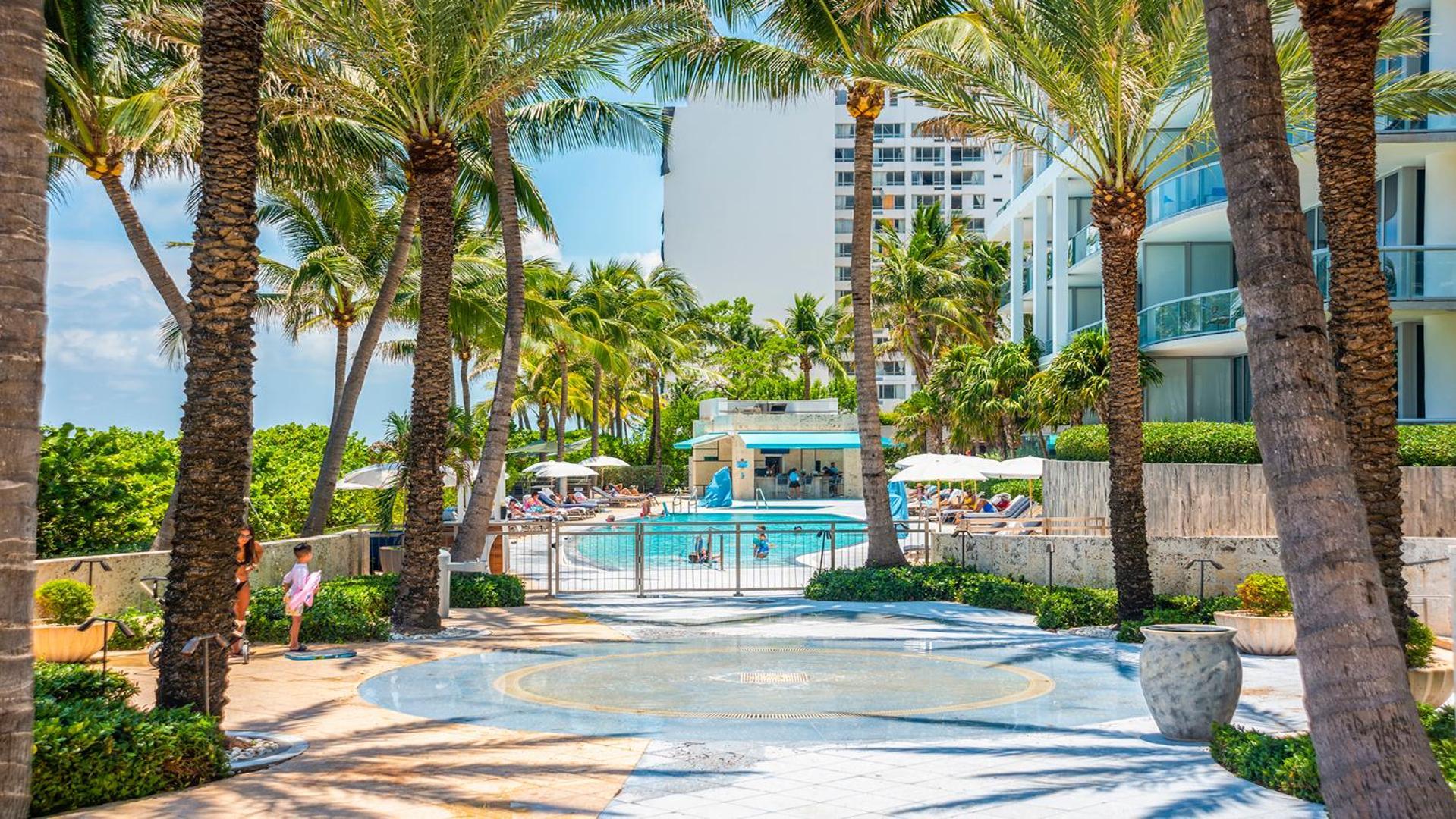 2 Bedroom Private Residence At Carillon Miami Resort -522, Miami Beach